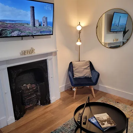 Little Oaks House - A Boutique And Cosy House In Colchester By Catchpole Stays Exterior photo